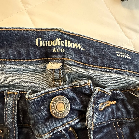 Goodfellow men’s jeans size 30x32. Classic straight leg. - Picture 2 of 6